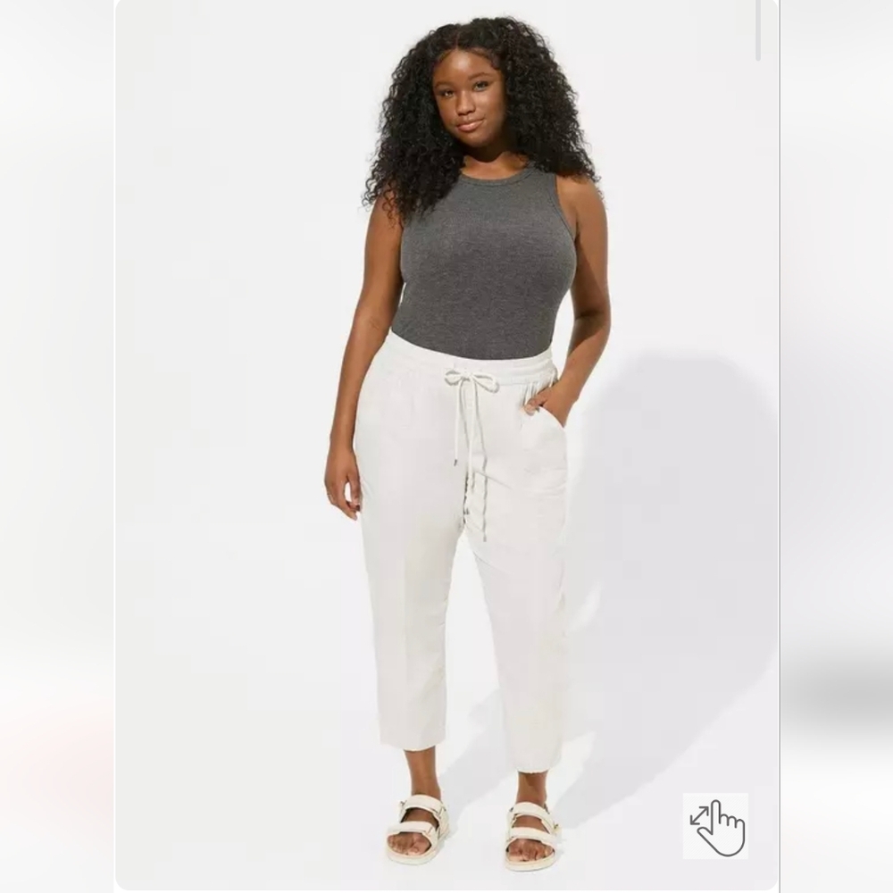 NWT Torrid Crop Stretch Poplin Pant - Picture 2 of 12